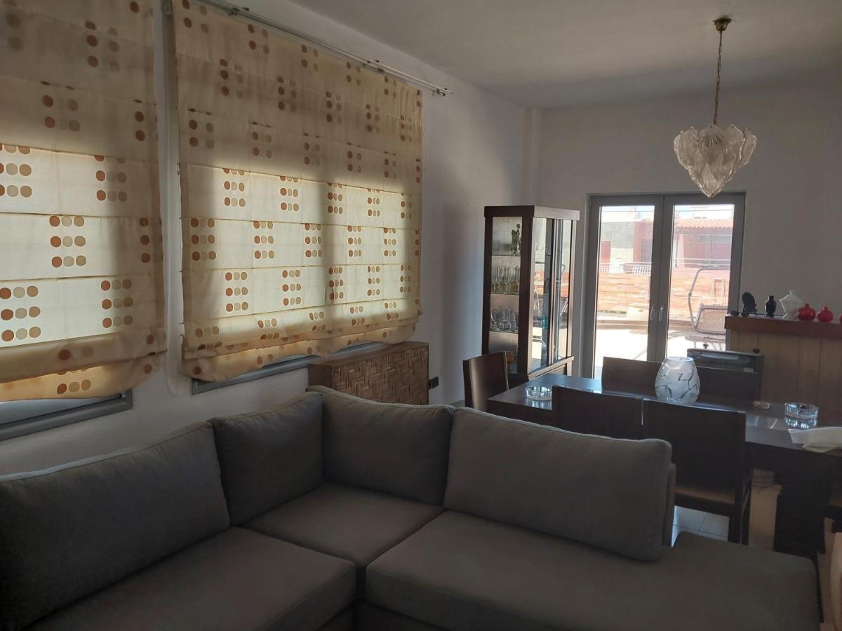 Passatempo Casa - 3 Bedroom Apartment Close To The Swimming Pool Gerani  Eksteriør bilde