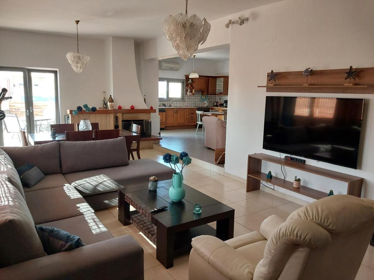 Passatempo Casa - 3 Bedroom Apartment Close To The Swimming Pool Gerani  Eksteriør bilde