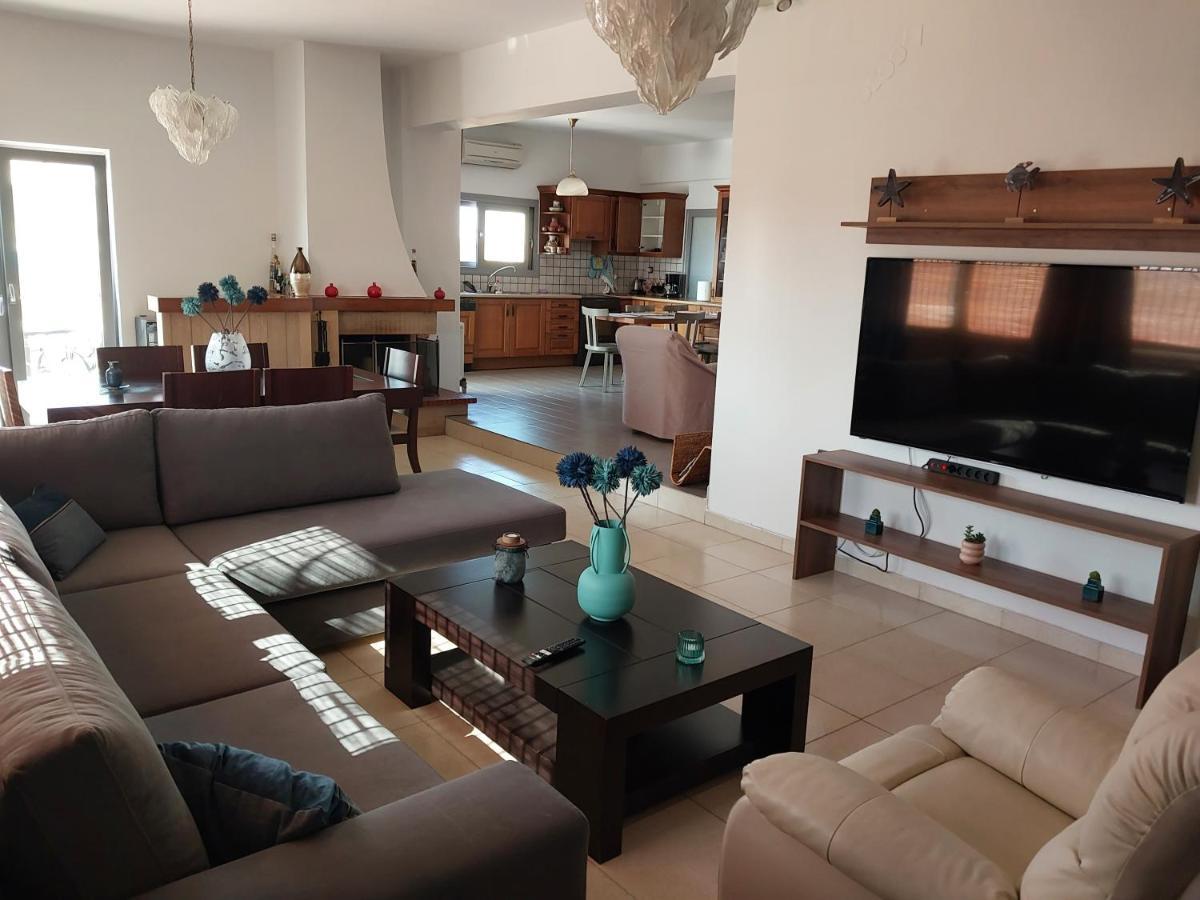 Passatempo Casa - 3 Bedroom Apartment Close To The Swimming Pool Gerani  Eksteriør bilde